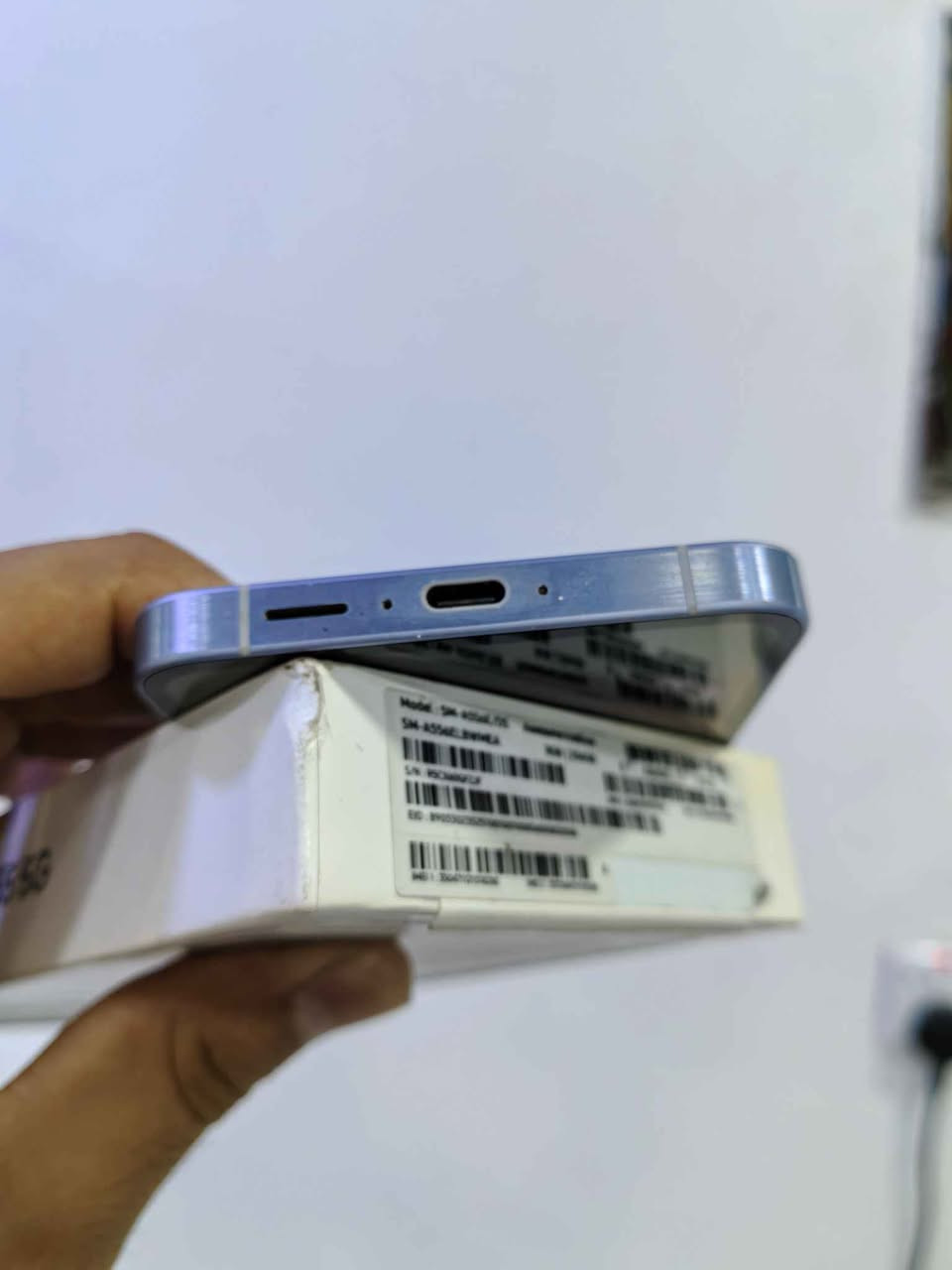 السلام عليكم للبيع SAMSUNG A55 5G جهاز نصيف كلش كامل ملحقات الاصليه مكفول وبي ضمان فحص لك فقط كسر بالضهر وما مأثر على جهاز بشي ذاكرة 256 عشوائية 16 جهاز مواصفاتة قويه من سامسونج السعر 325 الف وبي مجال مكاني البصرة *********** البصرة, العراق
