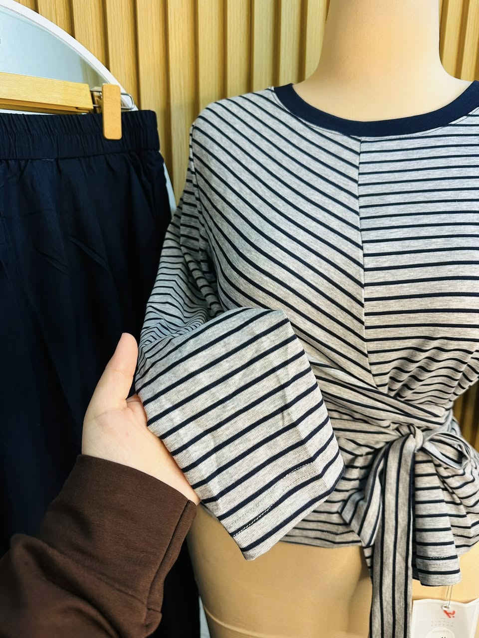 #بضاعة العيد وصلت ❤️‍🔥🌙
سوت نسائي 
خامه تركي درجه اولى 
قياس m_l_xl

موديل يجنن ❤️‍🔥🎀

⤵️⤵️


**إذا كنت صاحب هذا الإعلان وتريد حذفه لأي سبب، رجاءا أرسل رسالة إلى الدعم الفني**