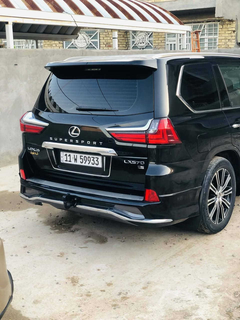 السلام عليكم لكزس ٢٠١٧ lxسوبر سبورت فول مواصفات رقم بغداد مميز كفاله عامه ماشيه ١٤٣ مكاني كربلاء *********** السعر ٦١٠
