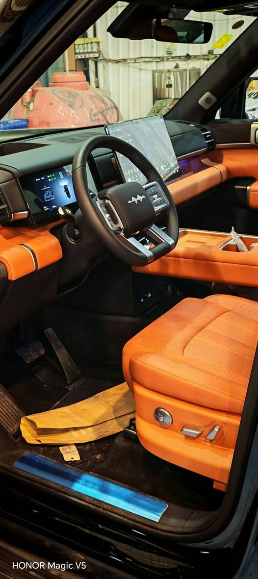 بي واي دي ليوبارد 7 تيتانيوم موديل 2025
51،500 مليون 
الاستفسار والحجز الاتصال على الارقام التالية
***********
***********
شكراً لختيارك معرض القمة
📍معارض البياع معرض القمة المدخل الرئيسي جهة صناعه البياع مجاور شركة جاك
