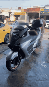 السلام عليكم 
سلفر ونج ٤٠٠
دراجة حلوة ونضيفة مناقصهة شي 
مكان بياع تقاطع درويش 
سعر ١٥٠٠ وبيهة مجال 
***********
