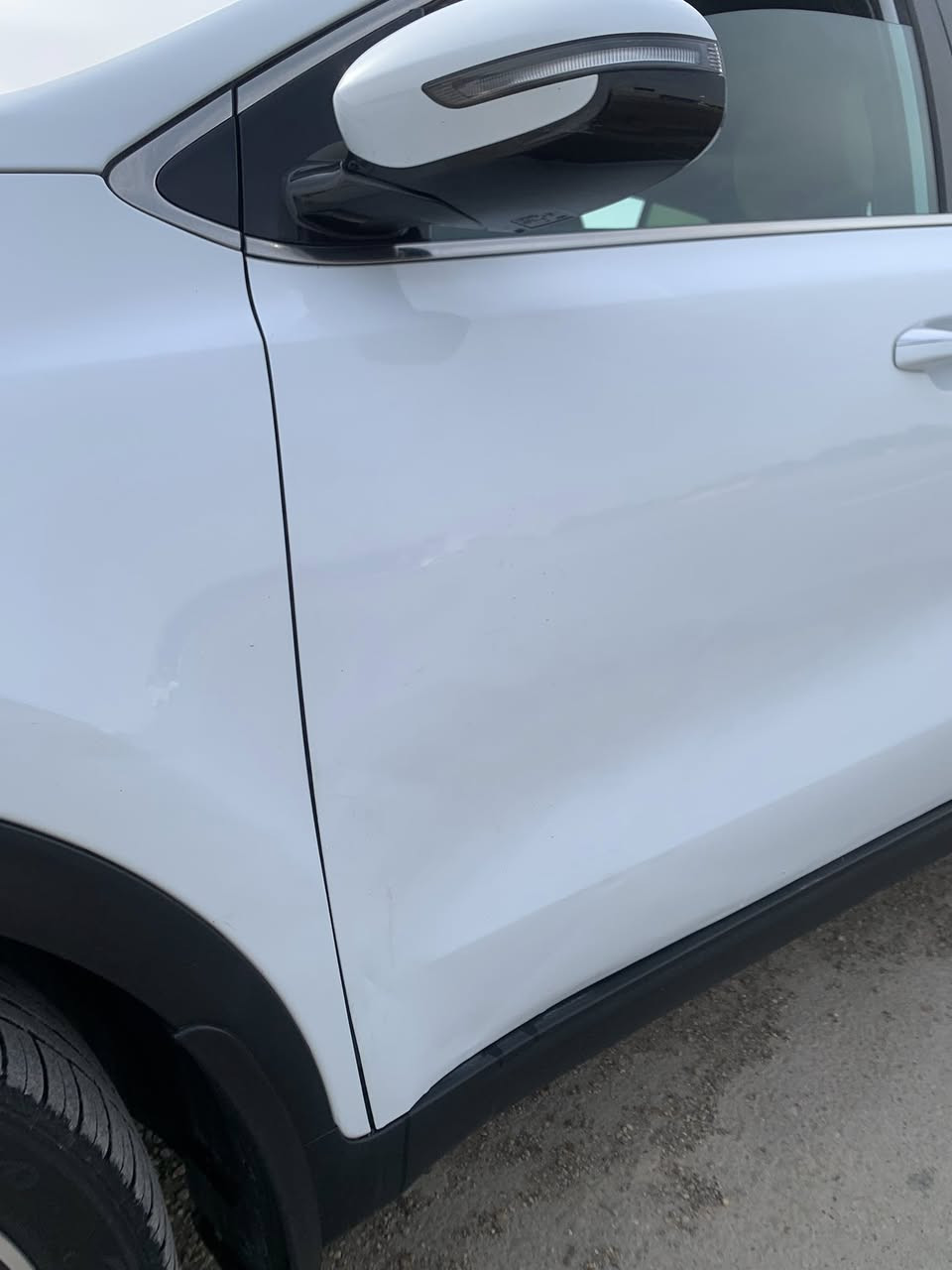 السلام عليكم للبيع سبورتج2020خليجي كفاله من صبغ وتبديل بيهه مكان بارد واحد على كد شبرين فقط مواصفات بيسك 
سياره جاهزه مجهزه مابيهه اي نقص 
رقم بغداد الجديد الدولي. هزه وسنويه كله جاهز وجديد بسمي
ماشيه 87حقيقي تدك. جرس بل 120 
السعر 189 وبيها مجال حك الجيه. 
الرقم ***********
