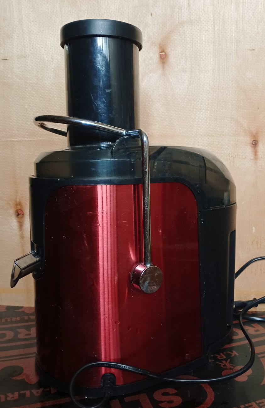 السلام عليكم 
معصاره فواكه و مكنسه كهربائيه للبيع 
شغالات وع الفحص .. قيم وأخذ 
مكاني الشعب 
وشكرا


**إذا كنت صاحب هذا الإعلان وتريد حذفه لأي سبب، رجاءا أرسل رسالة إلى الدعم الفني**