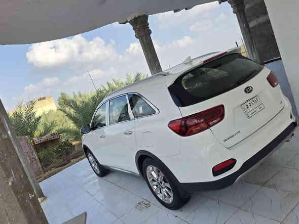 سلام عليكم  سورنتو 2020 رقم بغداد تحويل ثاني يوم السارة خليجي سبعه راكب سته ستندر السياره كفاله عامه ما عده الجاملق اليمن بيه صبق السعر 235 المان ذي قار الستفسار ***********
