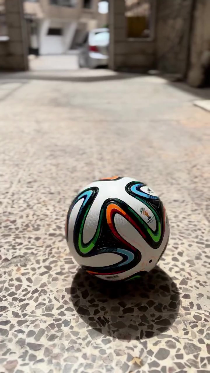 ⚽️🏆من طابات 2010 لحد اليوم... ومن كنزات المنتخبات اللي صنعت الذكريات، أجواء المونديال بلشت تعيش معنا من هلق!
طابات كأس العالم⚽️
١٢ كنزات المنتخبات👕
وكل شي بتحتاجه لتعيش أجواء البطولة🔥
.
.
#viral #fyp #football #sport #worldcup⁩


**إذا كنت صاحب هذا الإعلان وتريد حذفه لأي سبب، رجاءا أرسل رسالة إلى الدعم الفني**