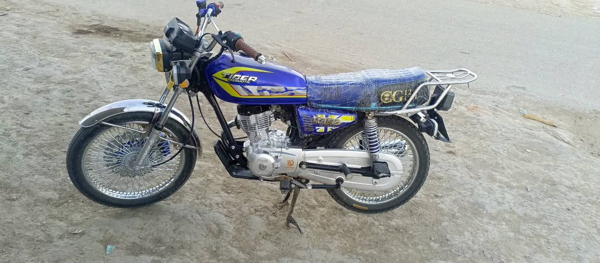 السلام عليكم تايكر للبيع موديل 25كفاله اي نقص مابيه دراجه مال جناي خير من الله 680بيه مجال مكاني بابل الشوملي الخظريات ***********
