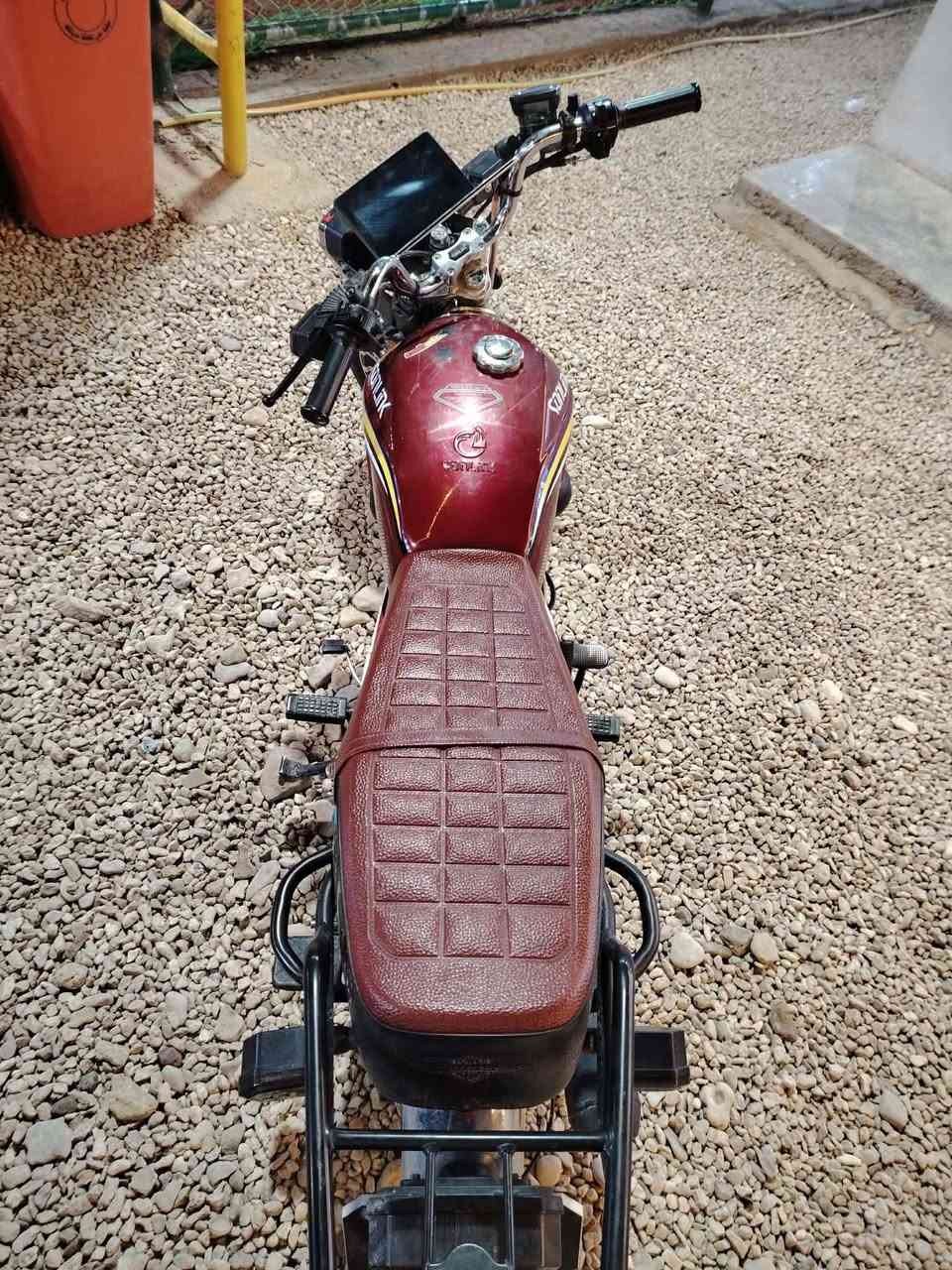 سلام عليكم من رخصة الادمن ماطور25 محرك ٢٠٠ زنجيل الماطور بعده بلاد يعوزه بس غسله سويجين وبصمتين وأوراق المكان كرابله الرقم ***********
