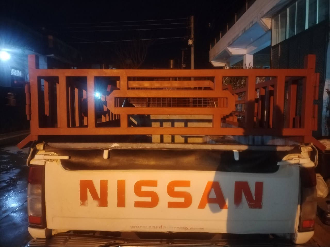 نیسان 2001 تەبریدوو پاوەر ڕەقەم سلێمانی
سەنەوی سێ ساڵە بەسەرچوە سێ پارچەی بۆیاخە بەبێ دەعم پەڵە پەڵە کارتی هەیە دەعمی نیە گشت گیانی مەزبوتە چەمچەو ناوبۆدی لۆکی لەسەرە بانسو بۆڵبڕینو گشتی تازەگۆڕدراوە مەکینەی نەکراوەتەوە لۆک لۆە بۆزانیاری زیاتر پەیوەندی بکە 
***********
***********
