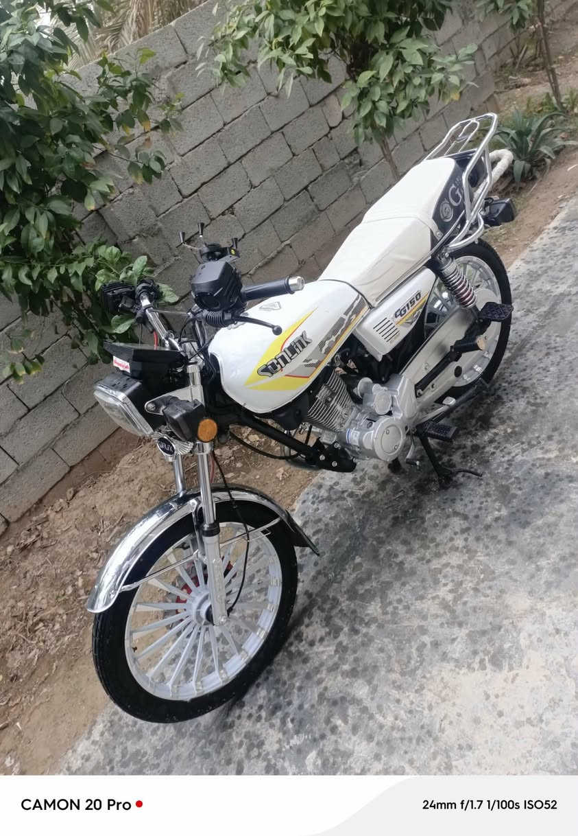 سلام عليكم سيفان مديل 2025زيرو ستعمال شهرين كفالة من كلشي بصمات سويجات كاملة دراجة جديدة مكاني ديالى بعقوبة قرب جسر خرنابات ‏‪***********‬‏
