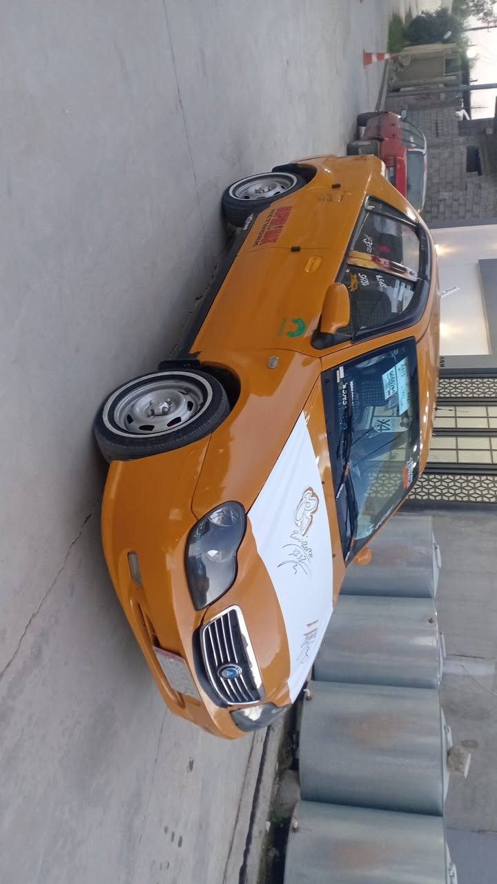 سيكي ٢٠١٢ للبيع بسمي سنويه ٢٠٢٩ شرط الوكاله والتحويل هيئه وغرامات صفر مكينه كورله مكينه وكير شرط طخم امامي وخلفي جديد طخم تاير جديد السياره بدون ضرر صبغ جماليه كاربون بانزين بيها  شاشه اندرويد وسستم سماعات جدد كامرا دواره مكاني حي الحدباء السعر ٤٢ وبيها مجال للطيبين وللعلم السياره بل واقع احلا من الصور
***********
***********
