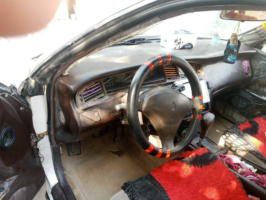 السلام عليكم ورحمه الله وبركاته بطه گراون للبيع موديل 93گير ومكينه اتشگ الكاع خير من الله صبغ احزام جماليه صدر خلفي امامي جديد ع ايدي بدلته رقم انبار انگليزي بسمي سنويه لل 30مكفوله من نقل والضربه ثاني يوم تحويل السعر 44مكاني فلوجه الگرمه اتصل وتدلل ***********

