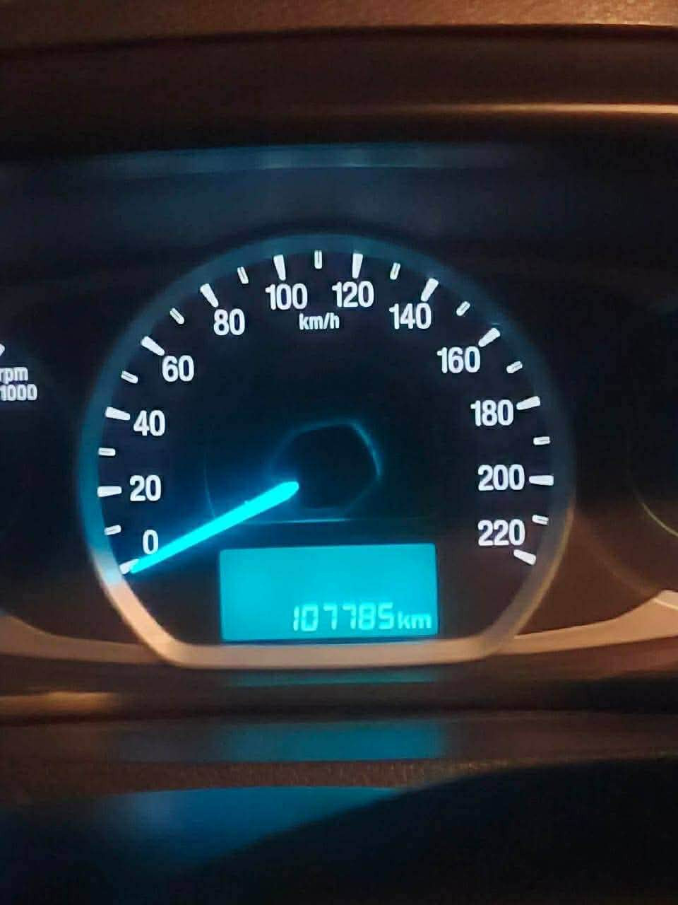 فۆرت فیگۆ ٢٠١٩
ڕەنگی سلفەر 
٢ـ جام کارەبا 
مەکینەی ٣بستۆنە 
گێڕومەکینەو تەحویل بە شەرت
مەکینەی تازە تەشفیتە (هەموو پارچەکانی هی شەریکەیە)
یەک پارچەی بۆیاخە 
سەنەوی تا ٢٠٢٧ تازەیە
سعر ٨٧ گەڵاو معامەلە
0770 023 3322 السليمانية, العراق
