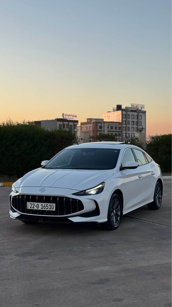 مؤديل 2025 ره قه م هه ولير سياره كه هـيچي نيه ده عامي بؤ ده عامي به شه رت نوقته ي نيه نها قؤپيكي بچوك له سه قفو بونيتي هيه بي ده ست كاري  10 هه زار رؤشتوه شاشه ئه كتيف ده بل ئه كتيف مواسه فات فول سلايت بريك به سمه ٥ كاميره ئوتؤ هؤلد كوشن جلد لايت ليد گيج ئه ليكتروني شوين هه ولير نرخ 119 مه عامه ليكي زور زور كه م ژ.م *********** أربيل, العراق
