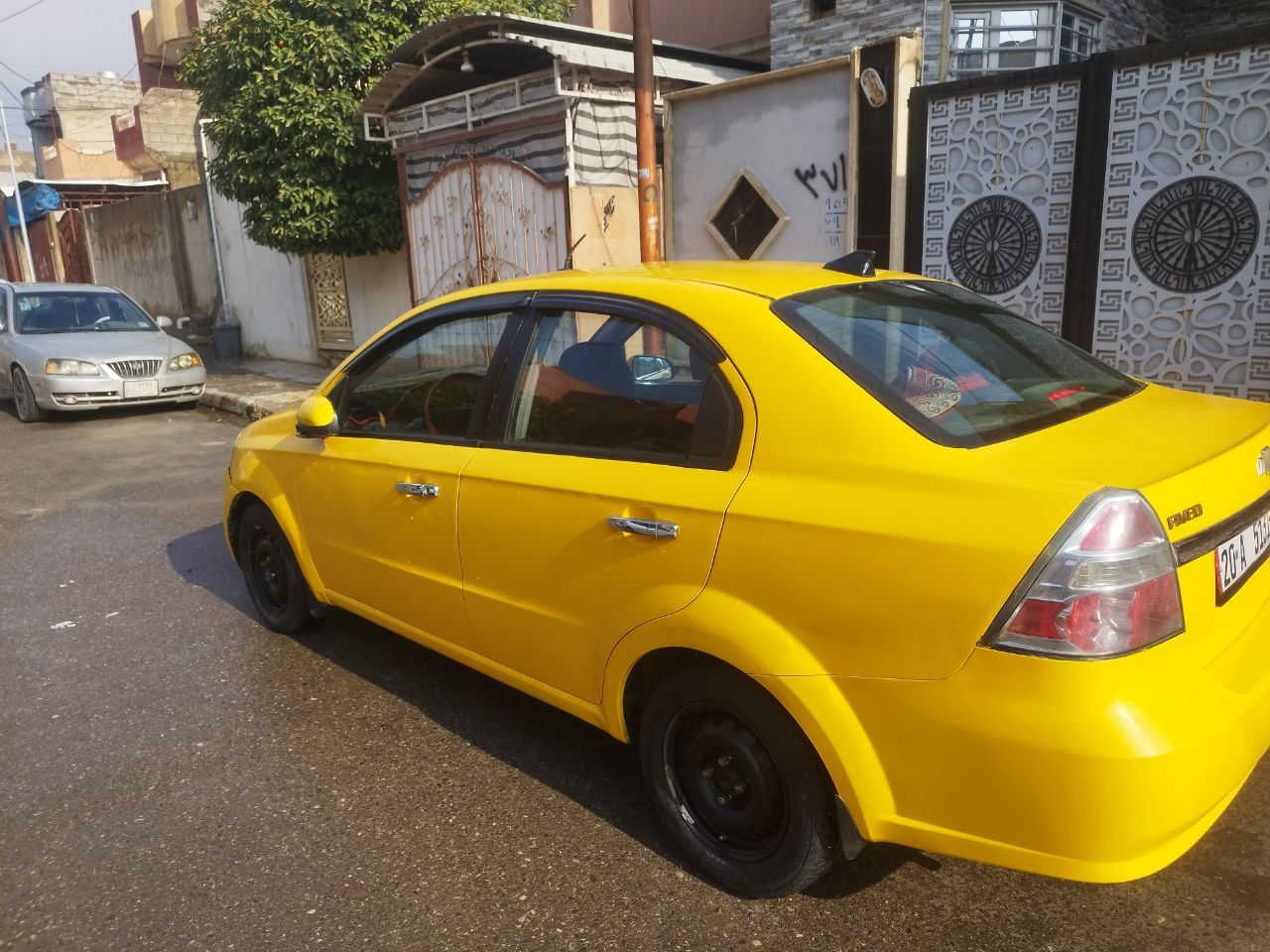 شوفر ليت افيو ٢٠٠٩ كير ومحرك كورلا 
هيئة غرمات صفر 
سنوية جديدة إلى ٢٠٢٨ رقم انكليزي 
تحويل أو وكالة شرعيها موصل 
جامات كهرب اربعه 
تخم تايرات جديد 
دبلات جديدة 
باتري جديد 
سيارة جاهزة مناقصه برغي 
وبسعر مغري جدا 
الضرر جاملغ اليمين 
السعر ٦٥ ورقه
عنواني موصل الساحل الأسير يم شقق الخضراء

***********
