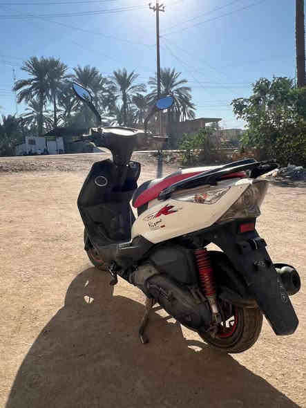 السلام عليكم دراجه ماكس ثعلب للبيع دراجه رمبه كله شغله بيه بس الهورن عاطل والسبرنك مال هندر السعر 750 وبيه مجال للطيبين دراجه أحله من الصور المكان بغداد جسر المثنى رقمي ***********
