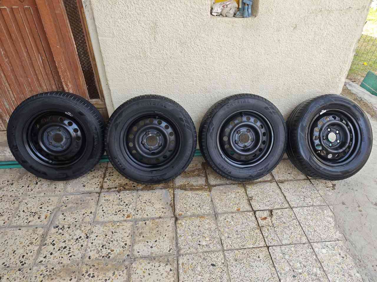 السلام عليكم ويل وتاير تخم للبيع حجم 15/65/195 مال النترا السعر 300 وبي مجال تواصل *********** موجود واتساب
