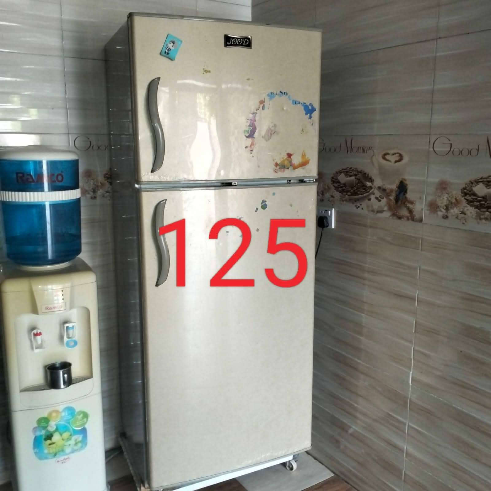 السلام عليكم 
يوجد لدينا مواد منزليه شرط النظافه 
كلهن مستخدمات شي قليل فد نوب 
العنوان كركوك حي النصر٢ بدايت سايدين مركز شرطة العروبه قرب جمله ابو ريان ***********
***********وتساب آسيا وزين ويرهم مراوس بقديم
