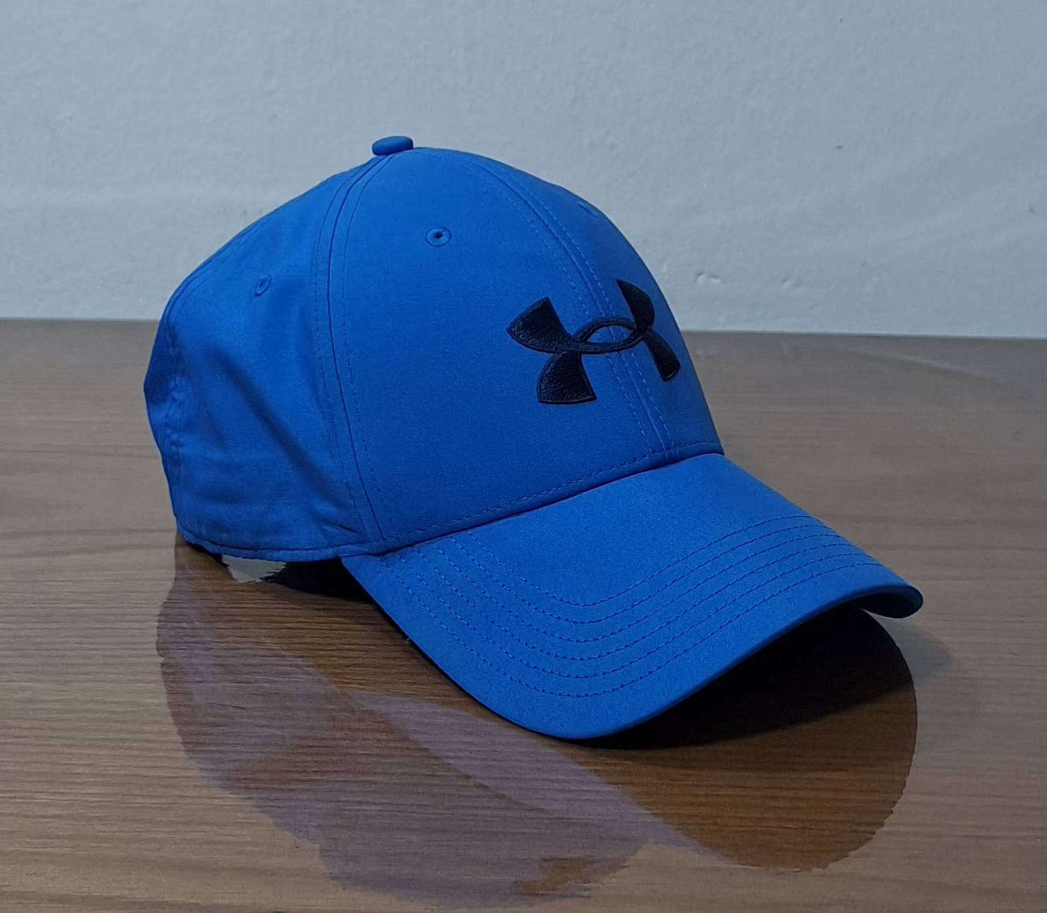 ماركة أندر أرمر أصليه وكاله
قياس فري سايز
سعر 35
*********** واتساب مسنجر
يوجد توصيل
