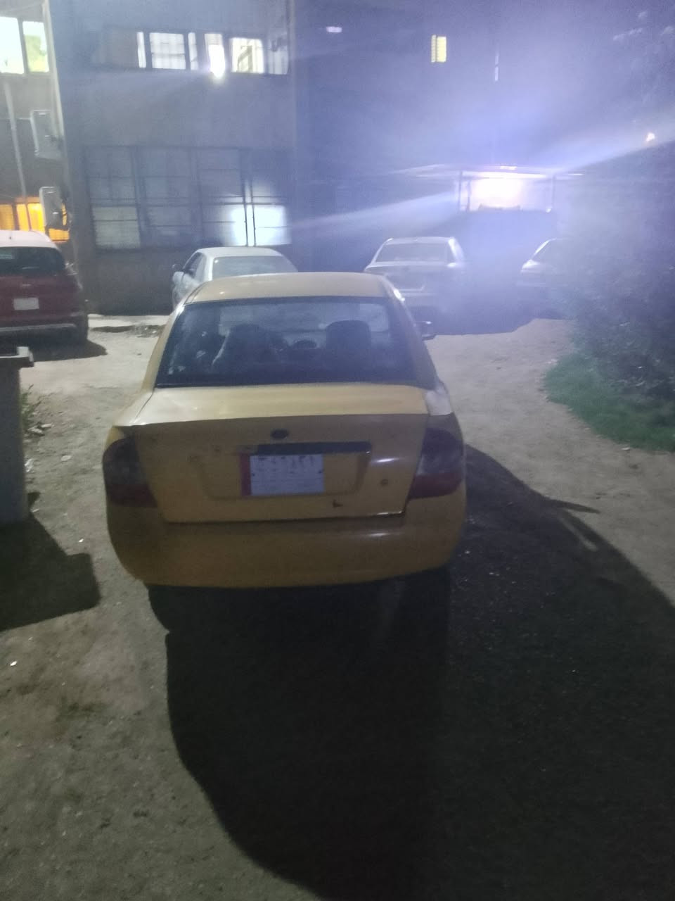 سياره طيبه موديل 15 سياره بلاديه ماكو قياس سياره خير من الله حدادياتها صدرها بس محركها بخيط تبخير رقمها بغداد شرط التحويل سياره عليها غرامه الغرامه على المشتري السعر 15 ورقه قفلها سياره تبريد شغال حدادياتها خير من الله رقم العنوان بغداد زعفرانيه ***********
