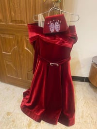 فستان بناتي • جديد • قياس ١٥ سنة