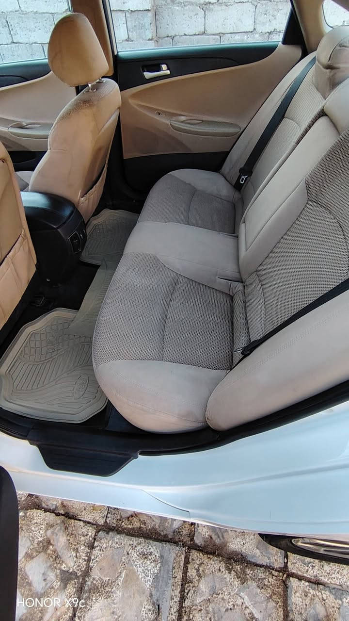 سلام عليكم سوناته ٢٠١٣ شكل ١٤ بيه ربع البنيد صبغ بدون معجون بدون فتح وكد شبر بهلال الجاملغ الإمامي غير المذكور سونارك عليه مكينه وكير وحداديه كفاله
تحكم ستيرن
مري شفط
تبريد قطعتين ثلج
شاشه اصلي
مكان النجف مكلف بنشر رقم صاحب السياره
***********
