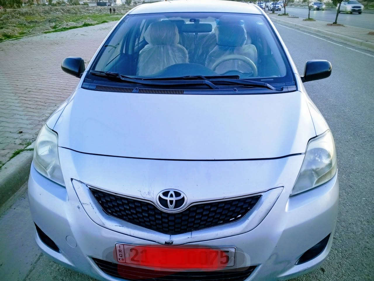 بسم الله وعلى بركة الله ،،،،،
للبيع فقط السيارة بسمى تيوتا يارس موديل 12 يابان وارد خليجي سلفر كير أوتو سنوية 29 كوبون بنزين موجود دبل كيج بدون جلح بدون صبغ بيها جنبين مع تعديل بارد السعر 93 للشراي 📞  ***********
***********,,,
