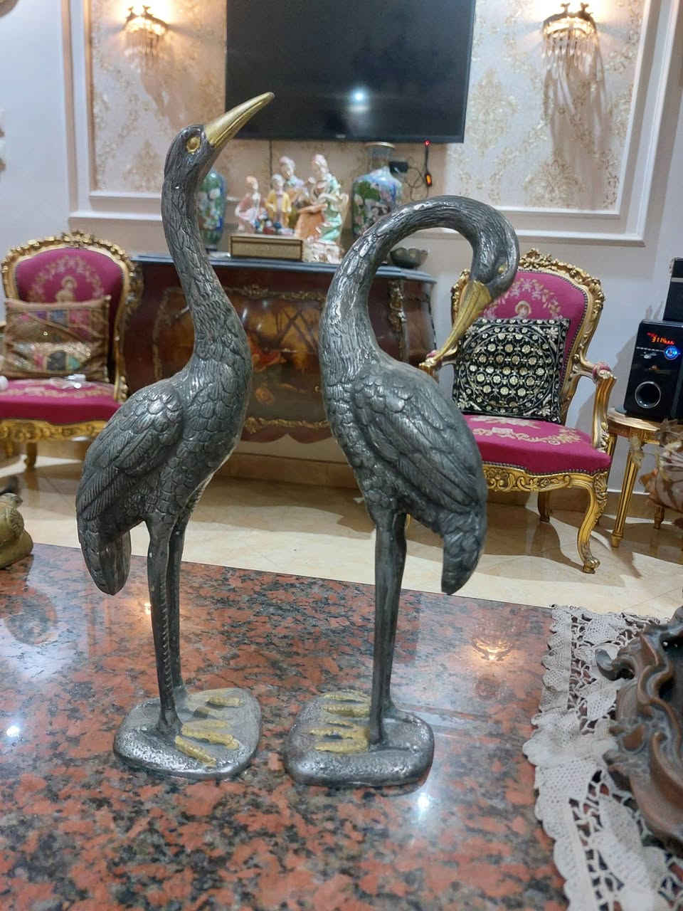 مجموعه من التحف والانتيكات لهواه جمع الانتيكات والتحف كل قطعه لها سعر والبيع ليس بالمجموعه


**إذا كنت صاحب هذا الإعلان وتريد حذفه لأي سبب، رجاءا أرسل رسالة إلى الدعم الفني**