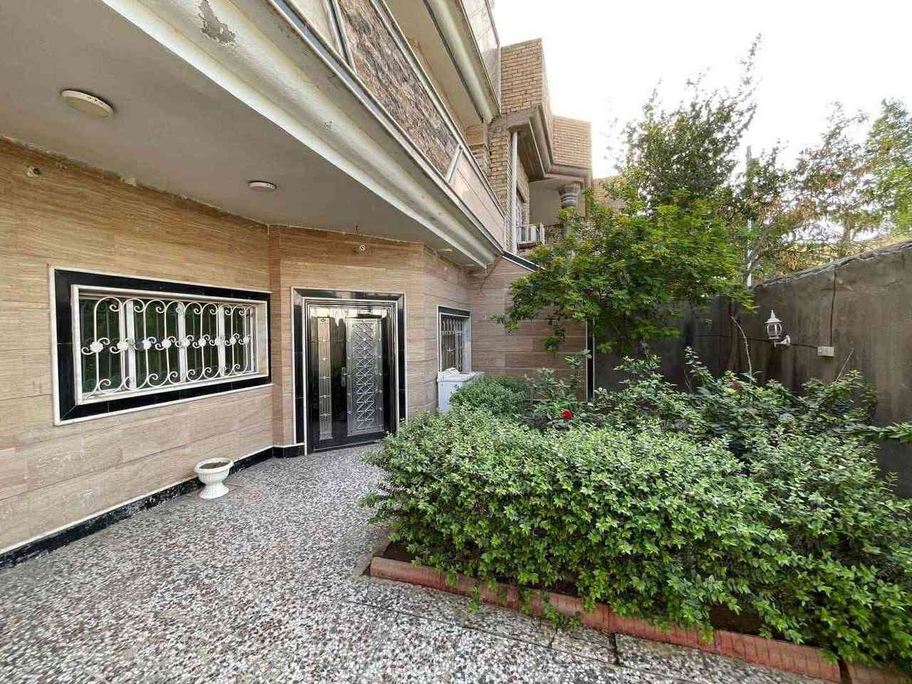 🏘️دار للبيــــــــــع
فـٓــــي بستــــــان الحلـــــــــو 
__________________
المساحــــــة // 220م #طابــــــو #زراعـــــي #سنــــــد 25
الواجهـــــــــة // 11م
النــــــــــــــزال // 20م
__________________
🏗️🧱 #الطابــــــــــــــق #الأرضـــــــــي
غرفـــــــــــة وصالــــــــــة وهـــــــــــول ومطبـــــــــخ حـــــــــار وبــــــــــارد ومجـمــــــــع صحيـــــــــات خارجيـــــــــة وداخليــــــــــة وگـــــــــــراج وحديقــــــــة ...
🏗️🧱 #الطابــــــــــــــق #الثانــــــــــــي
ثــــــــــلاث غـــــــــــرف وهـــــــــــول ومجمــــــــــع صحيــــــــــات  ومطبـــخ ...

____________________💲
للأستفســـــــار عــــــن السعــــــــر 
 الاتصــال بالرقم ***********
