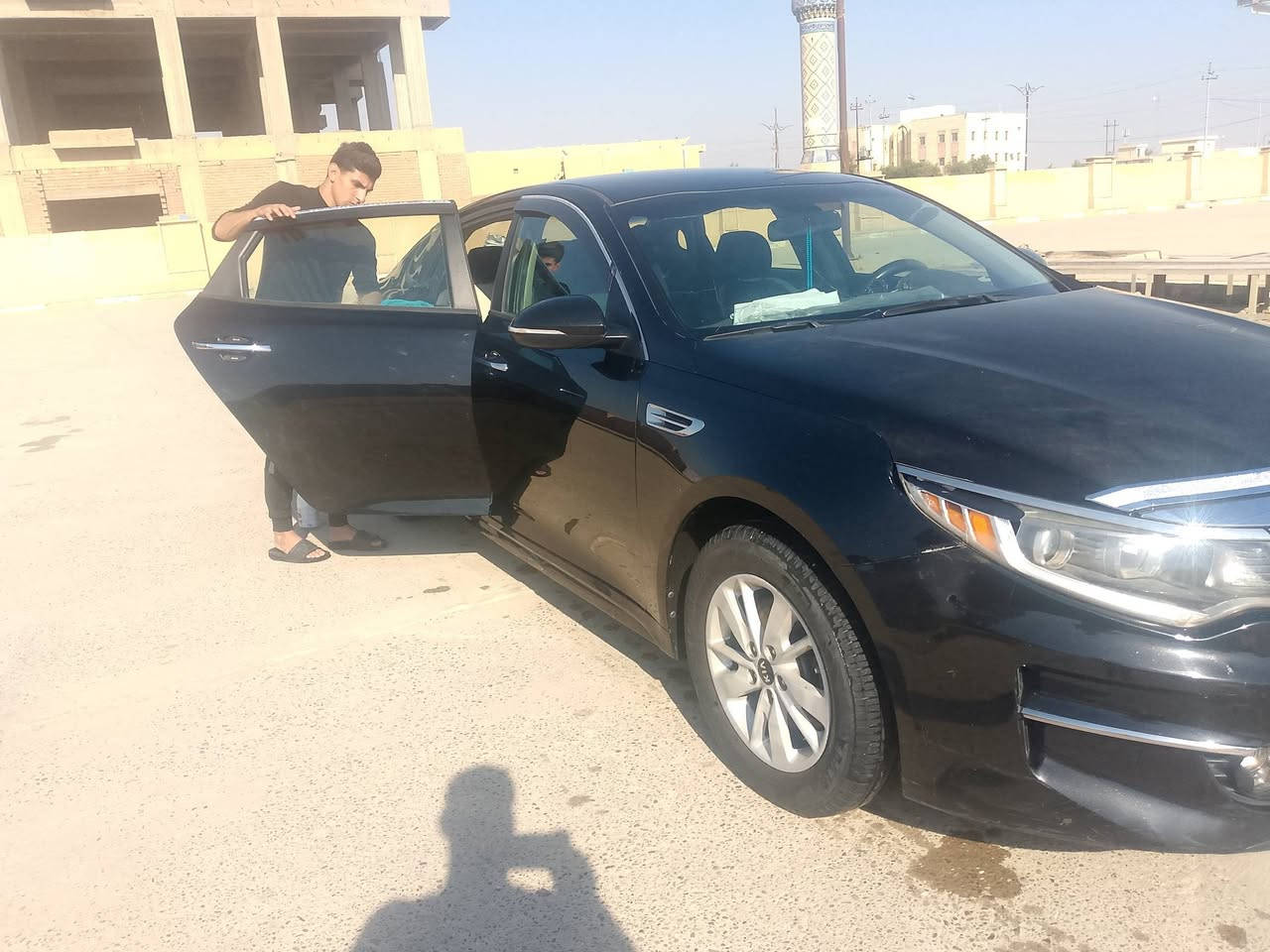 كيا اوبتما موديل 16امريكي رقم اربيل باسمي حادث جاملغ يمنه فقط بدون داخل محرك وكير تبريد كلة شغال تخم تاير جديد سياره خير من الله ١٢٠وبيه مجال ***********
