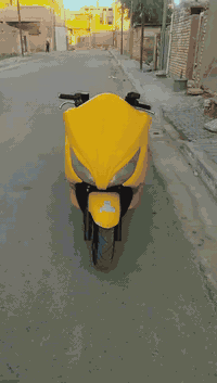 السلام وعليكم دراجه فورزه
10/0 /S7/ اربع تحويلات نقص تريشة يسرة ومبدل واتر بم فقط 
السعر مليون وبي مجال للشراي تواصل على رقم واتساب ***********
العنوان الحسينية مال راجدية
