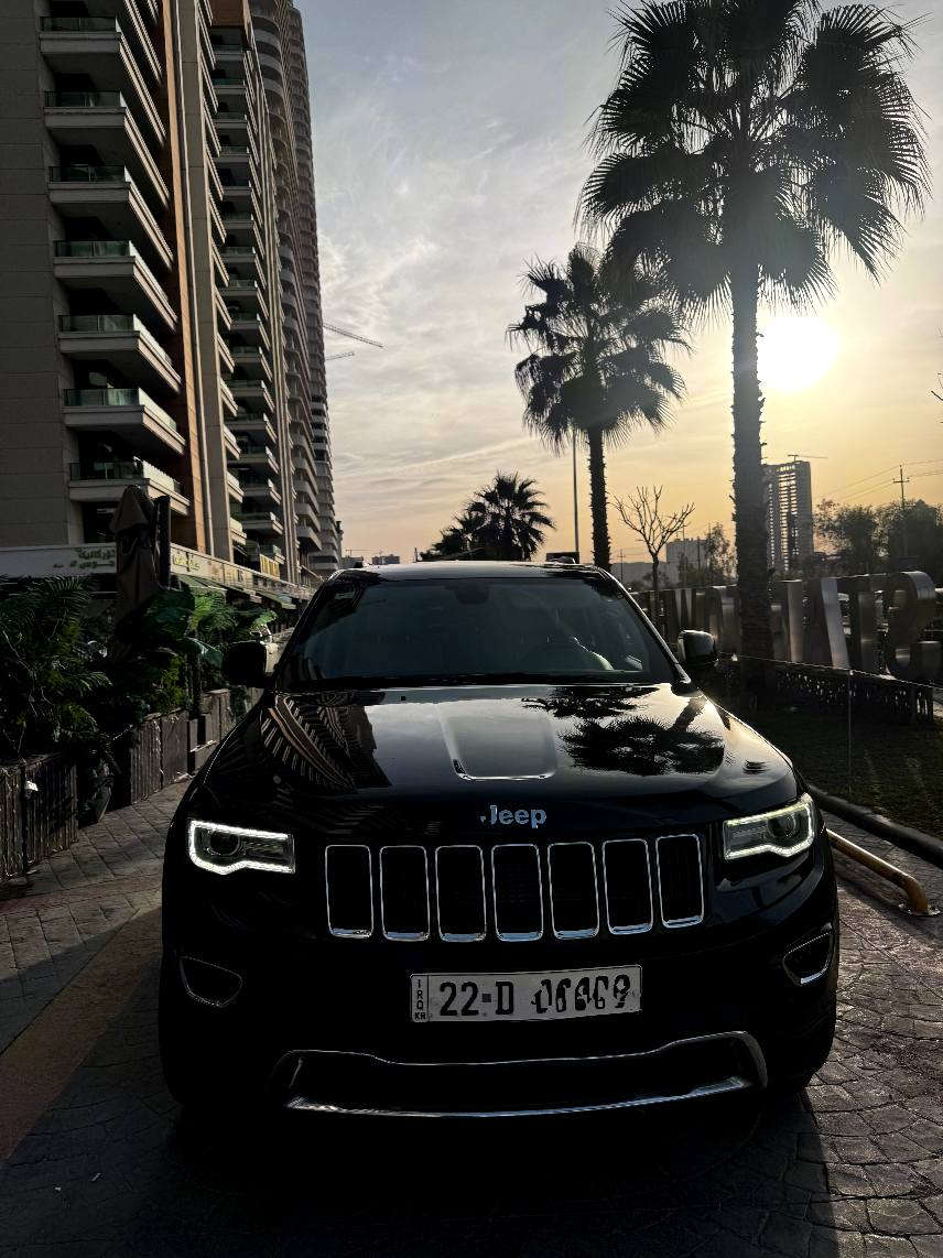 jeeb جێب لاریدۆ 214 
بێی لێدران بێ سبوغ تەنیا یەک بست هەروەک لە سۆنەرەکەم دانایە تەعدیلە تەنانەت دەعامیش سبوغ نیە هەموو گیانی بە شەرت
قەپات موسەفات خەلیجی ناو زەرد
دەبڵ ئەکسل 4×4
گێر مەکینە بەشەرت بێ ئەوەی کرابیتەوە
تەنها 170هەزار ڕۆشتوە سەیارەکە زۆر خاوێنە 
شاشە گەورە 
کوشن گەرم 
سەقف پانۆراما 
بەسمە ...دەرگاش بەسمە کردنەوە و قوفڵ بەسمە
سەنەوی نوێ تازە کرایتەوە  2028مانگی 7

پلاک نیە لە قەلبی ئیش نەکات بەس ماشاءاڵڵە دەوێت

سوندوق شەفت کردنەوە و قەپات کردن
تایەی نوێ 
ڕونی گێڕ و مەکینە تازە گۆڕدراوە 
۰۷٥۰۷٤٤۷۷٦۰
ڤایبەر وەتس ئاپ بەناو خۆمە أربيل, العراق
