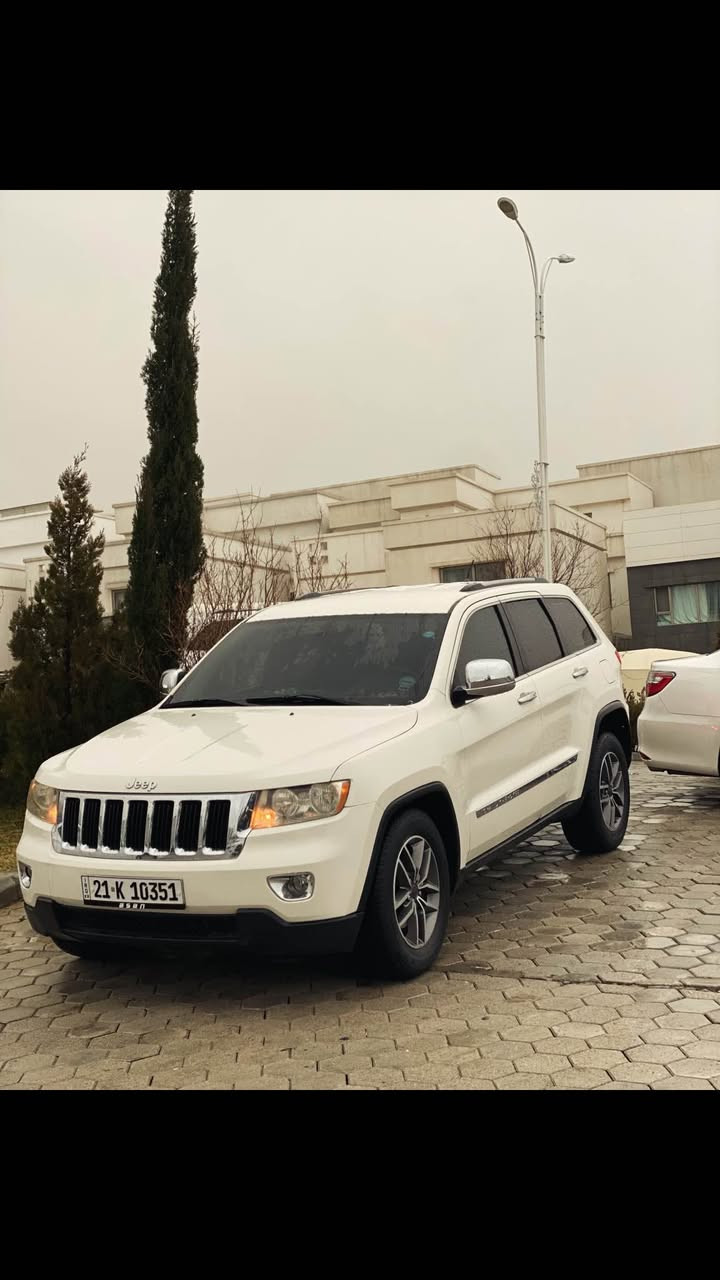 Jeep 2011 bll 📦 
Tanha 96ml roshtwa 👌
Kaml serves krawa 
Masafat laredo 
Awena karaba awena hetar 
Kushn karaba 
Sha sha 
Kamera peshu dwa 7asay dwawa 
Layt auto 
Kaml peshe zenona 
Dabl aksl 4*4
Drga 7asa 
Basma
2 basmay lagala 
 Wele gorawa ba 2021 
Tanha 170$ 
Shwen slimani 
*********** السليمانية, العراق
