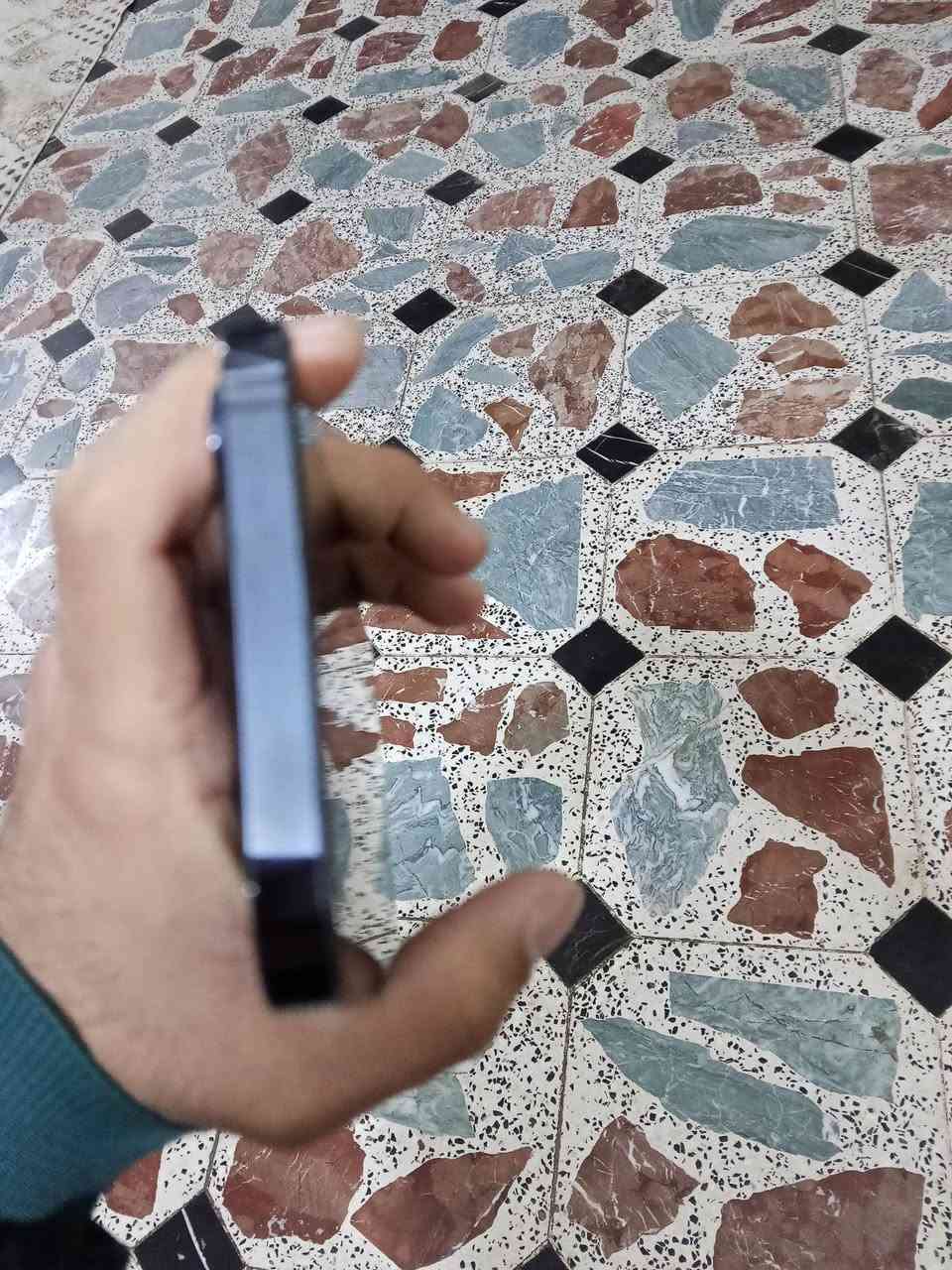 السلام عليكم
ايفون 12 بروماكس ذاكرة 256 امريكي نموذجN  بطارية 84 بلادي جهاز وتر بروف مكفول من كلشي نظافة 100/100 السعر 525 وبي مجال


**إذا كنت صاحب هذا الإعلان وتريد حذفه لأي سبب، رجاءا أرسل رسالة إلى الدعم الفني**