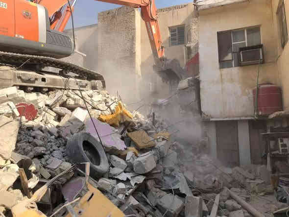 متخصصون في #تفليش المنازل و البنايات السكنية التجارية
و #حفر ودفن وحدل الاراضي 
☎️ *********** ☎️
👷‍♂️كادر متخصص في الهدم والحفر 👷‍♂️
🦺مشرف سلامة 🦺
👨🏻‍🔧فاحص تربة 👨🏻‍🔧
💵 اسعار مناسبة جدآ 💵
‏🇮🇶 في محافظة البصرة 🇮🇶
(( مواد وعمل درجة اولى )) 
مكتب   لتفليش الدور وحفر و دفن وحدل الاراضي
