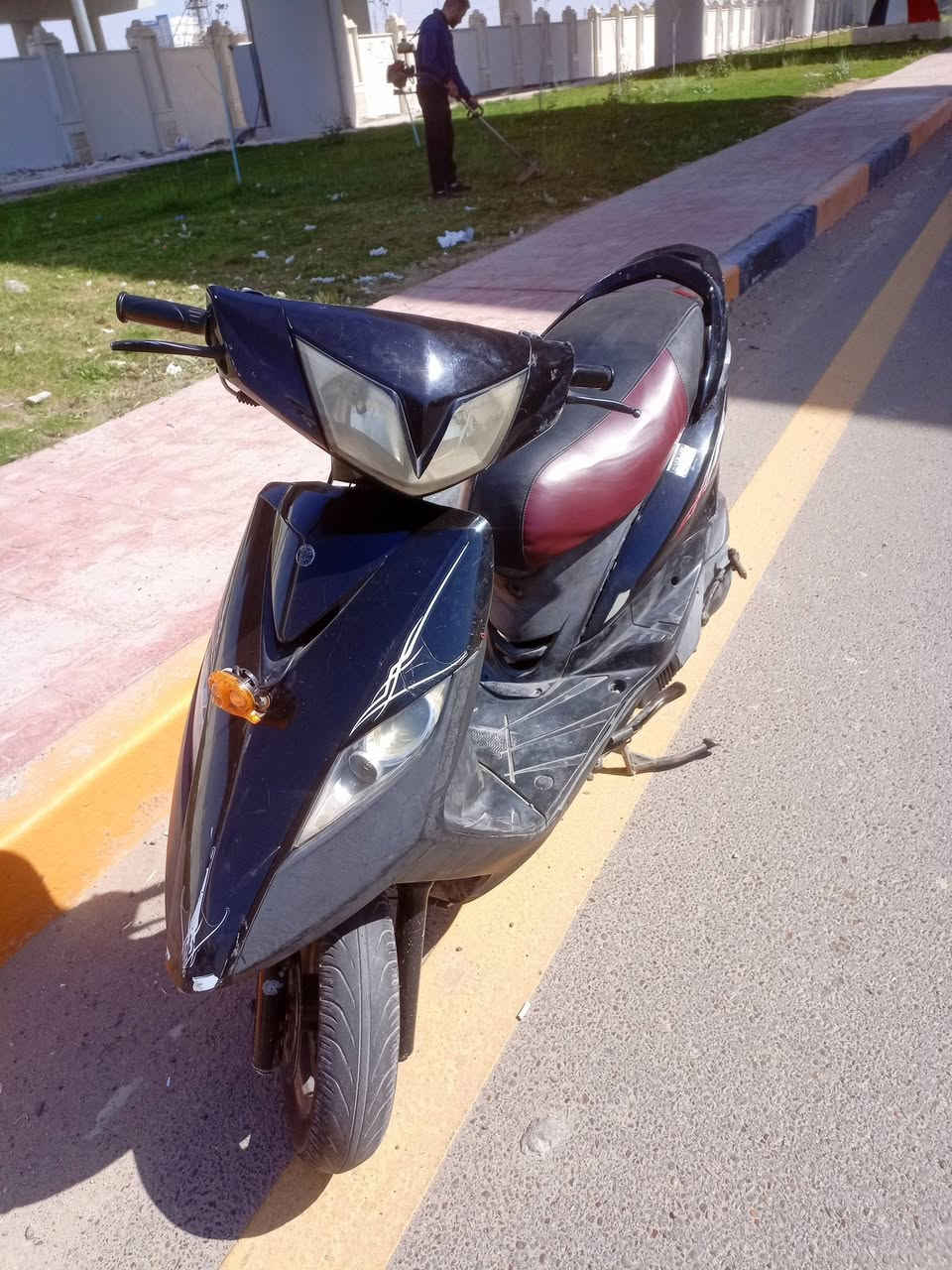 السلام عليكم عندي دراجه ماكس ثعلب بلادي مامفتوحه كله كامله سلف هندر الدراجه مابيه نقص نكره كفر ابلادي مكاني بغداد العطيفيه السعر 550 وبيه مجال هذه رقمي *********** اتصال
