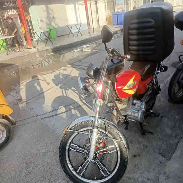 ايراني ٥ كير مديل 24 مكينه ٢٠٠ دراجه نضيفه سعر 600 وبيهة مجال بسيط مكاني بغداد الكماليه ***********
