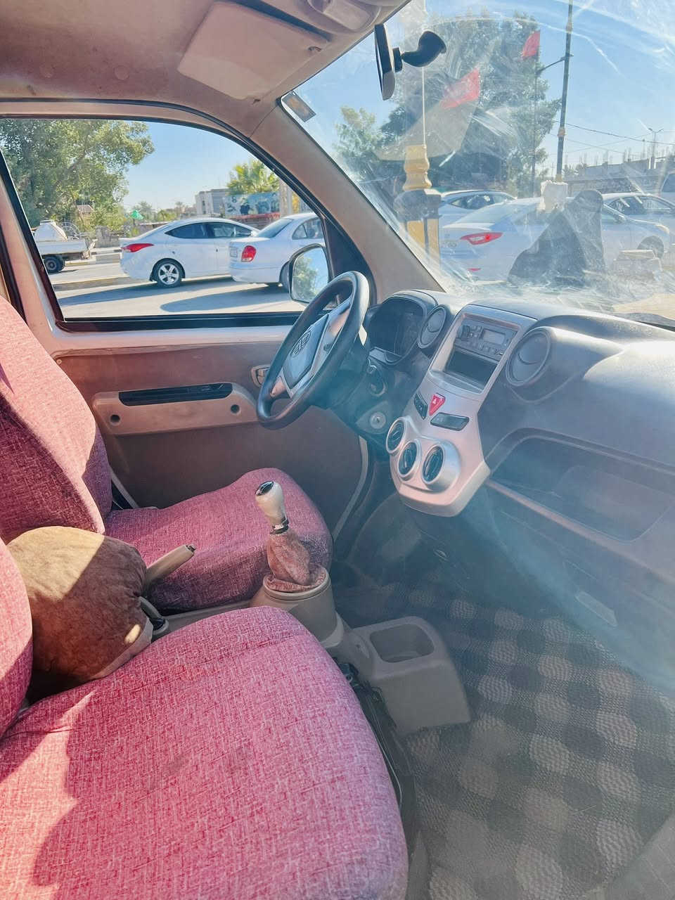 فاو صيني موديل ٢٠١٥ سياره حلوه نضيفه محرك كير نضيف  مكاني كربلاء طويريج سعر ٥٠ وبيه مجال  للاستفسار اتصال ع رقم  ***********
