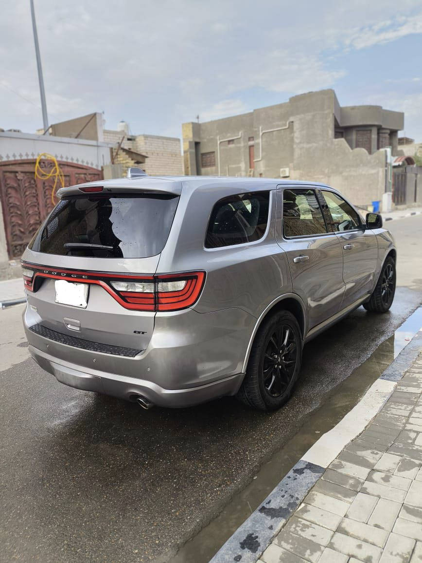 دورنكو GT أمريكي حادثه دعاميه فقط والصور موجوده بالمنشور وبيه جاملغ خلفي  بي رشات صبغ وشويه من الباب والجاملغ الأمامي جهه اليمنه بيه جزء صبغ  والباب خلف السايق بي ربع صبغ والباقي كله كفاله بدون حادث فقط رشات ومواصفاته معروفه موديل 2019 سعرها 225 (***********)
