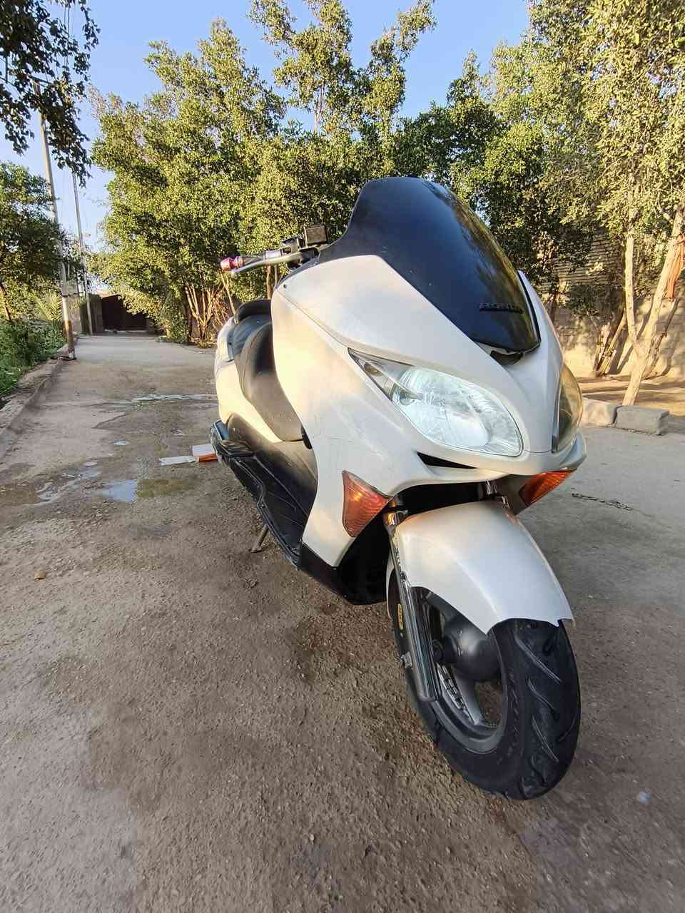 اسلام عليكم 9/0 أخت الجديده كامله كهربايات كله شغاله تجي وشوف سعره 850 أو بيه مجال حك الجيه متواجد واتساب خاص  *********** بغداد
