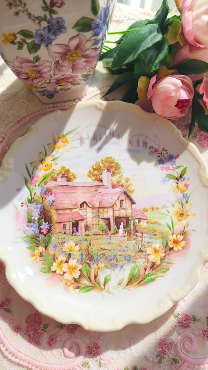 Elegant antiques 🌷


**إذا كنت صاحب هذا الإعلان وتريد حذفه لأي سبب، رجاءا أرسل رسالة إلى الدعم الفني**