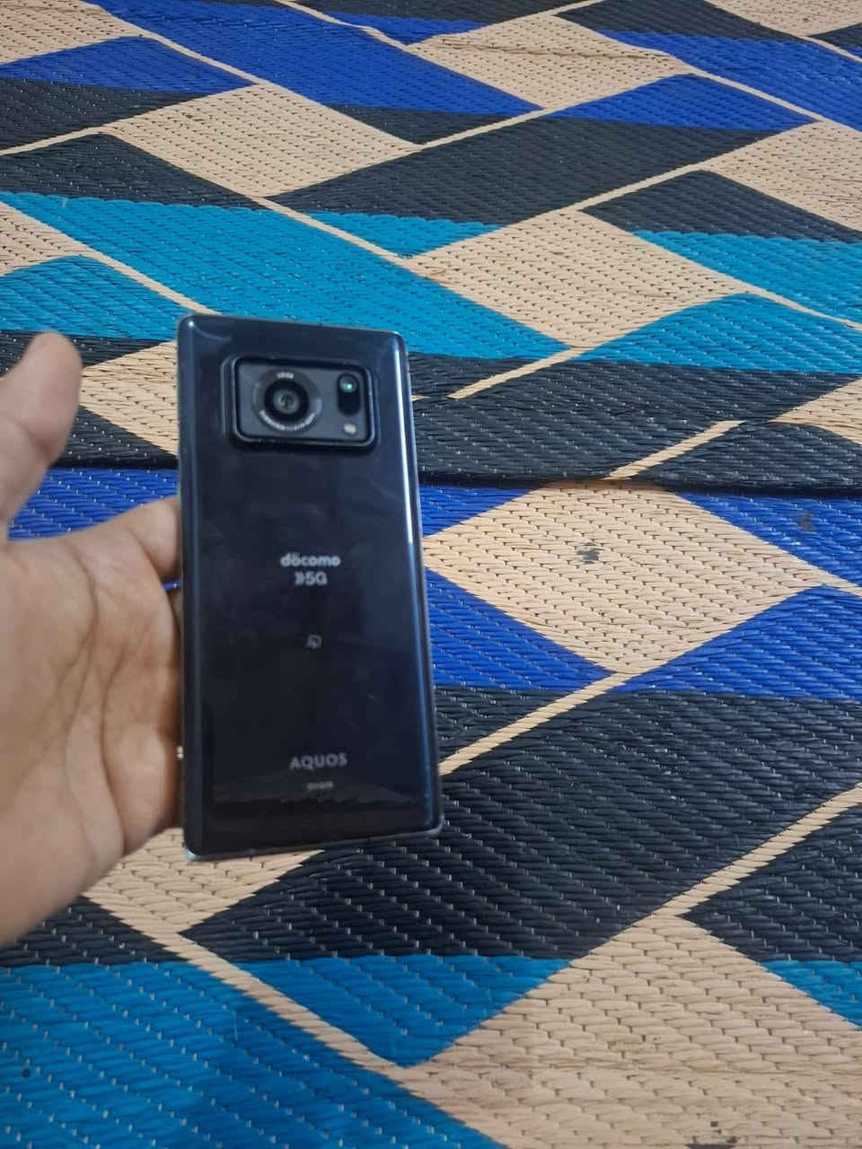 شارب r6 جهاز مفول ونصيف زلغ مابي موصفاته معروفه شاشه 244 هيرتز كامرته مفوله ذاكرته 256 بوبجي 60 فربم ويوصل حتى 90 شاشه منحنيه بصمه مندمجه ب شاشه بي نقطه كلش زغيره مامبينه اصلن جهاز كله شغال ع فحص يرهم بيع أو مراوس سعر 190 ومجال كلش بسيط مكاني مدينه الصدر بغداد ماعندي توصيل ***********
