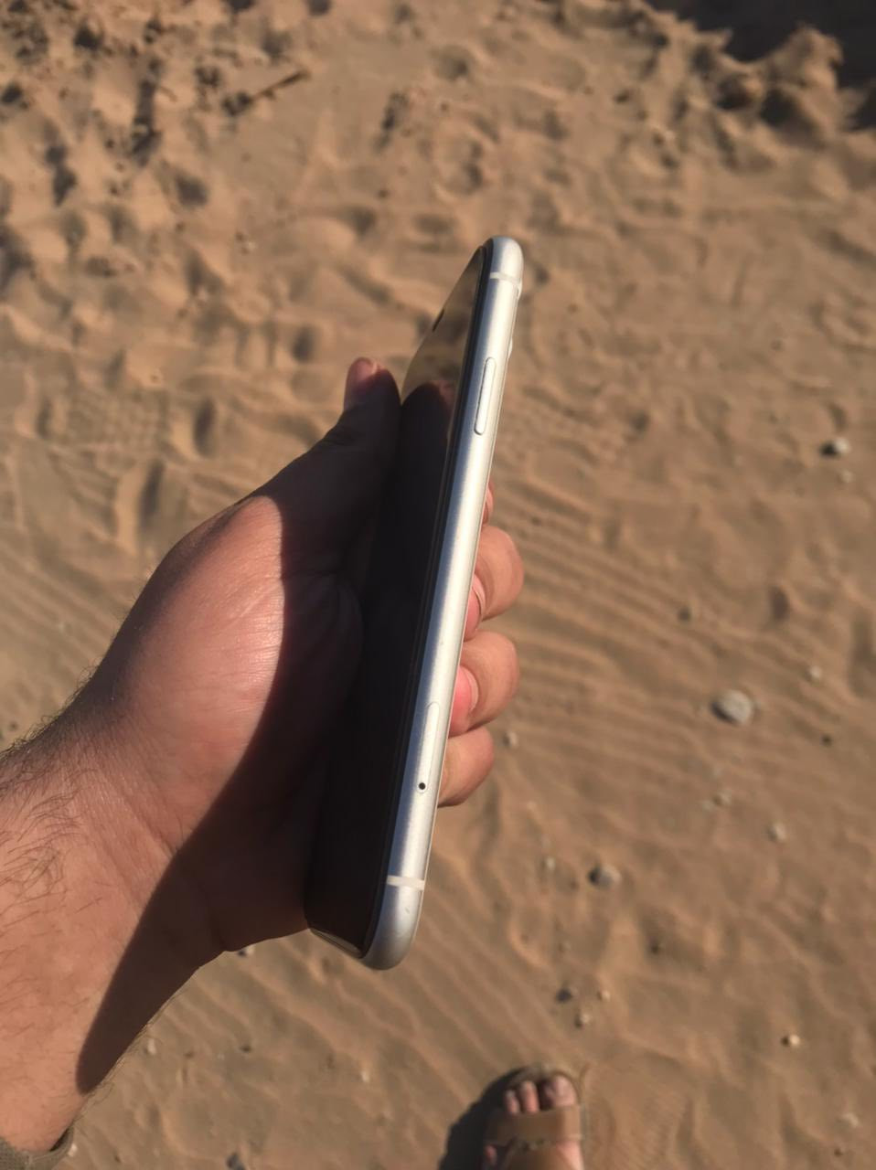 السلام عليكم من رخصة الادمن
متوووفر للبيع
              
📱ايفون11 عادي
🤍 لون ابيض 
💾 ذاكرة 128
🔋 نسبه البطارية 75
📞 تك سيم كارت
فول نضافه شرط مامفتوح ولا بي شخط جهاز كله بلادي

الشراي يتفضل خاص لو تصل ويدلل محضور من تعاليق
‏ ***********
