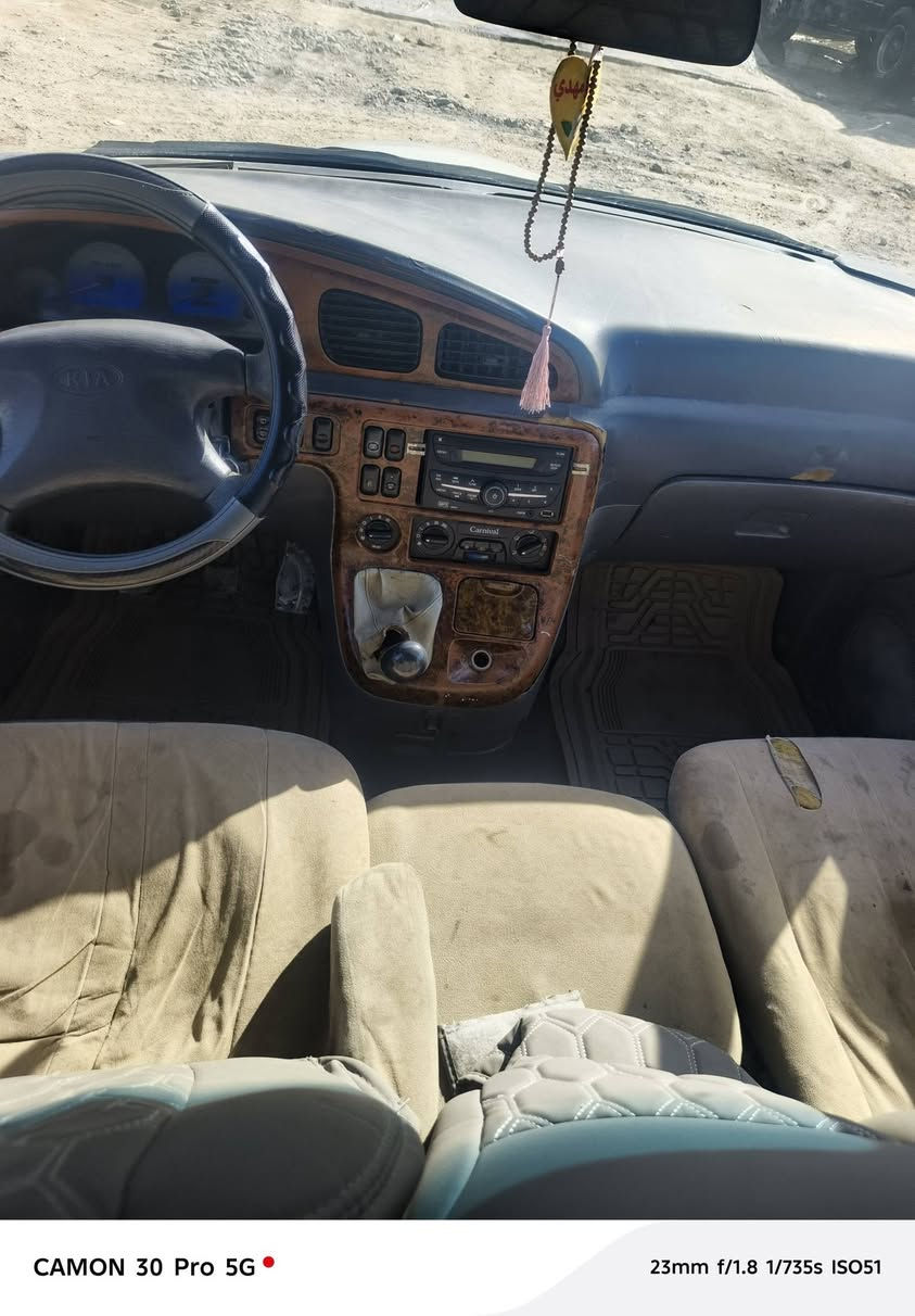 كيا كرنفال كاز كير عادي موديل ٢٠٠٠ رايده   ٤٥ اتصال *********** مكان السماوه
