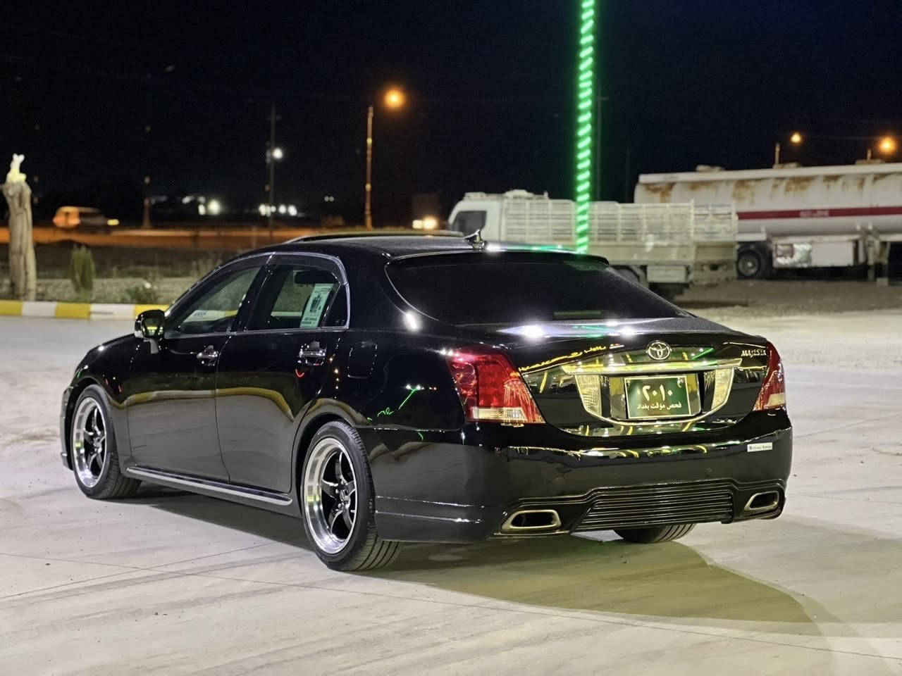 سلاوی  خوا لەهە موو لایە
ماجیستا ساق ساق تاقانەی شار🇭🇺
فول فول مواسەفات سلایت  جلدوو هیتەر
دەرگای شەفت سەماعەی سەر کوشنەکانی 
ئاوینەئیشارە  شەفتوو کارەبا  ٣ پەردە سەلاجە ٤ کوشن کارەباو هیتەر کامیرەو حاسەو رادار ١٢ سەماعە  گەر مواسەفات بژمیرم تەواو نابیت ٤ ویلوو تایەی لوک ئە یبی ئیس مەزبوت
گیرو مەکینە بە شەرت سونەرم داناوە تەقەو رەقە بە شەرت زەربە و لیدرانی نیە  کامل سپورتوو جوانکاری سعری ٧٩ گلاو معامەلە  سعری پیشتری ٩٥ گلا بوە  
تیبینی ایستا ویلی ویلدەکە ی لە ژیرە شوین کەلار  ***********
