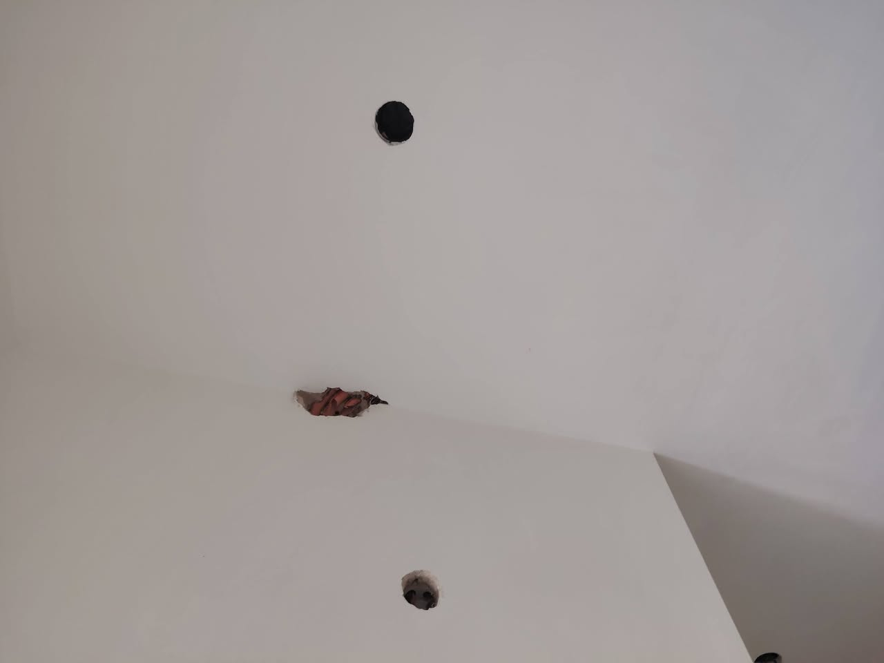 نقدم لكم أفضل خدمات الكهرباء الحديثة للبيوت والمشاريع:أفضل
🏠 تأسيس كهرباء جديد كامل
💡 إنارة حديثة (سبوت لايت + بروفايل ديكور)
🔧 صيانة وإصلاح الأعطال الكهربائية
⚡ فحص وتعديل الشبكات الكهربائية
🏡 شغل نظيف وسريع وبأسعار مناسبة
📍 نغطي جميع المناطق
📞 للحجز والاستفسار: ***********
