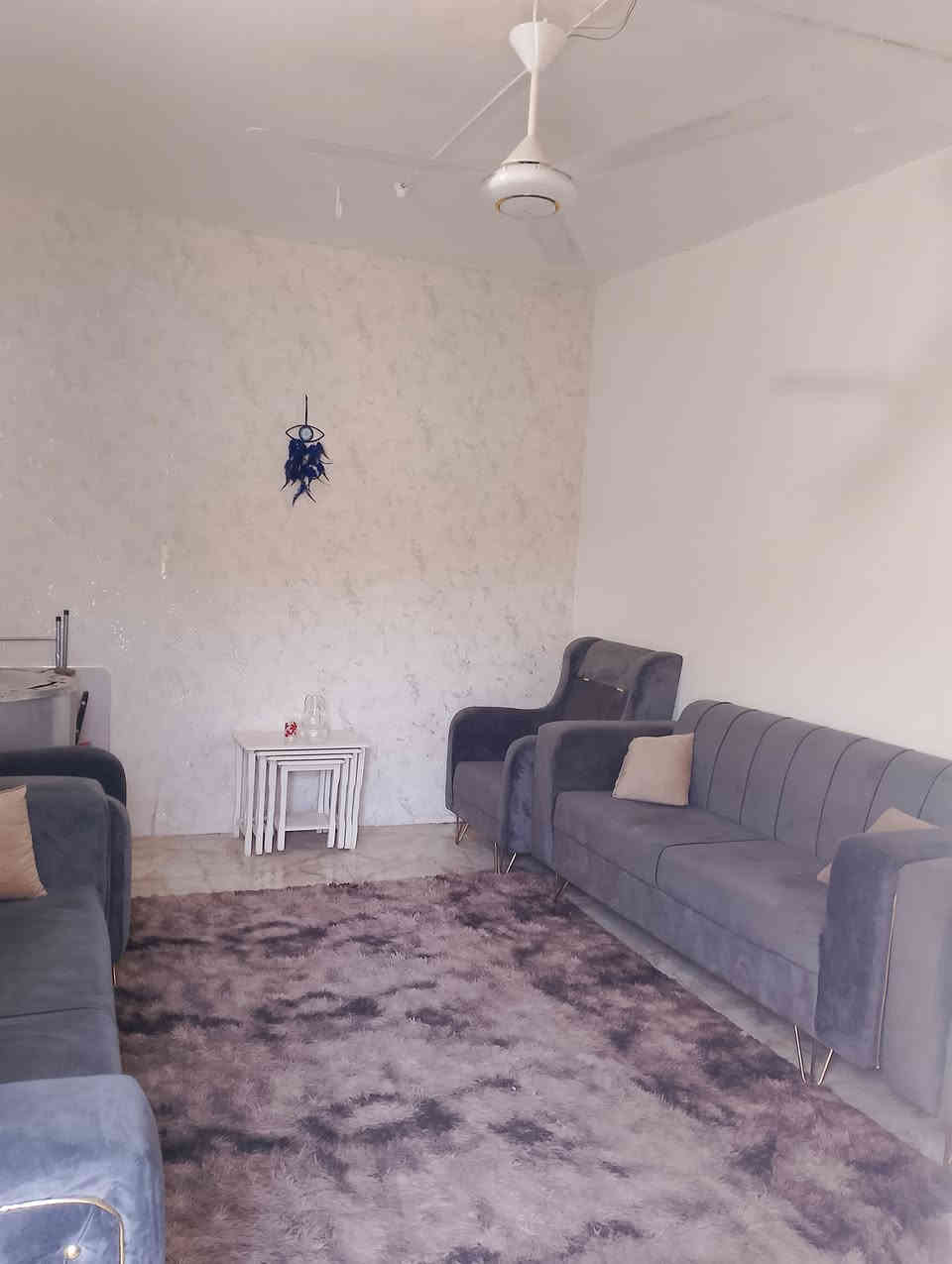 بيت 100 متر . طويريج . بليبيج . رابع بيت عن الشارع . السعر 45 مليون . طابو  سند 25 كافه الخدمات . ماء . كهرباء . مولده . مدارس .
***********
***********
***********
