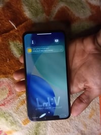 تليفون ١١برو ماكس مبدل شاشه لصليه فيس ايدي. شغال بطاريه ٧٠ بي بس هاي ط...