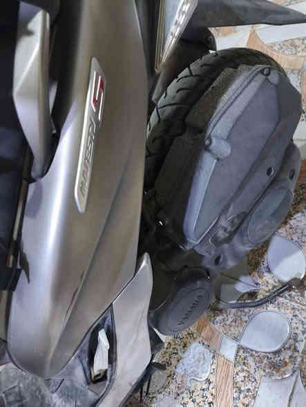 السلام عليكم دراجه ماجسته اس للبيع ماشية 14الف فقط نضافة 100/100 ما بيها اي شي جيب وياك 10فيتر وافحص سعر 14ونص وبيها مجال قليل مكاني البصره رقم ***********
