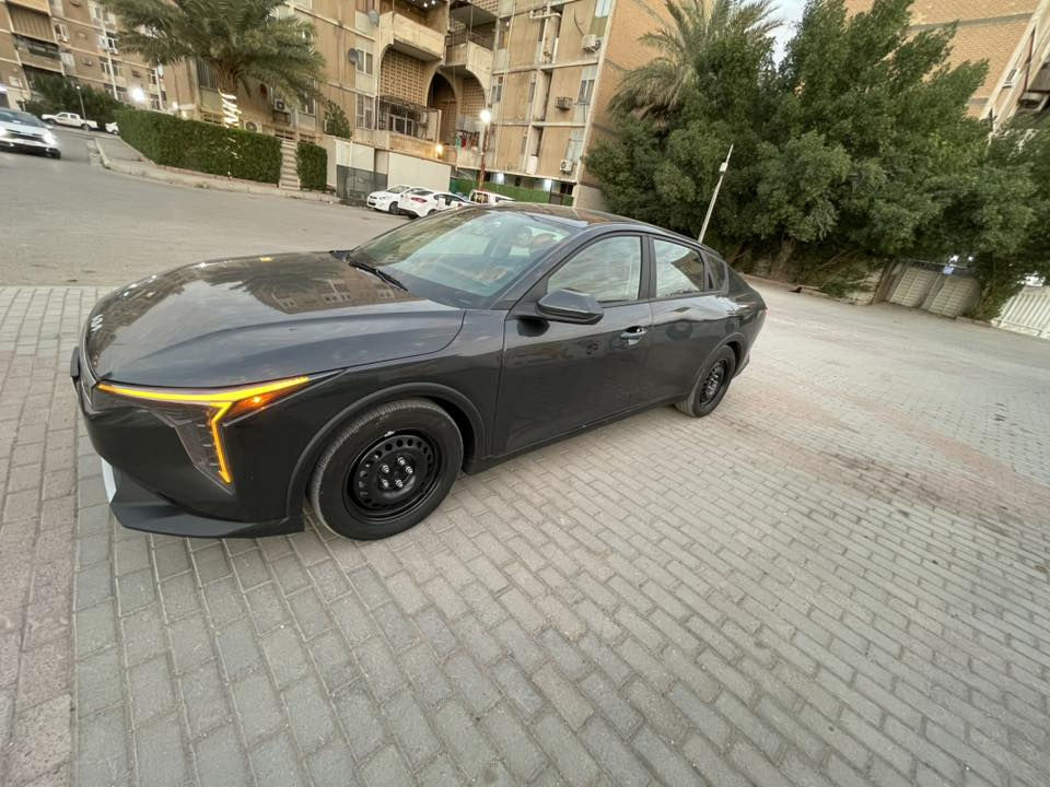 سلام عليكم
KIA K4 2025 

السياره  تحكم ستيرن

 تثبيت سرعه

 تحديد مسار 

توقف ذاتي 

تشغيل عن بعد 

شاشه متصله تبريد تحكم من الشاشه 

اوتو هولد وهاند بريك دكمه

السياره ماشيه9600 الف KM 

السياره بدون رقم
صور الحادث موجوده 

 السعر 160و بيهه مجال 

مكاني بغداد زيونه اتصل وتدلل ***********
