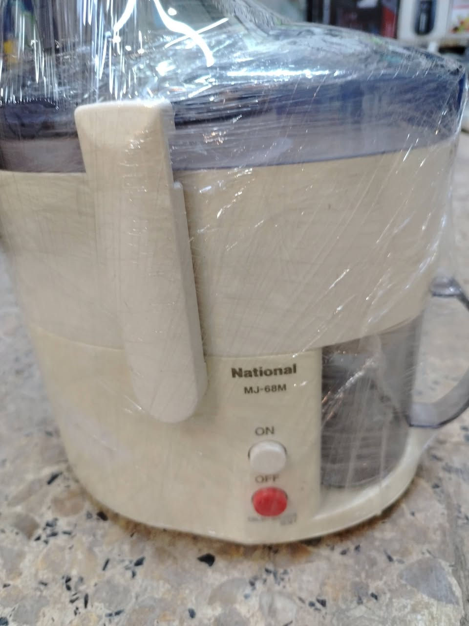 عصارات جزر. وجميع الفوكه ماركة ناشنال مستخدم نضيف


**إذا كنت صاحب هذا الإعلان وتريد حذفه لأي سبب، رجاءا أرسل رسالة إلى الدعم الفني**